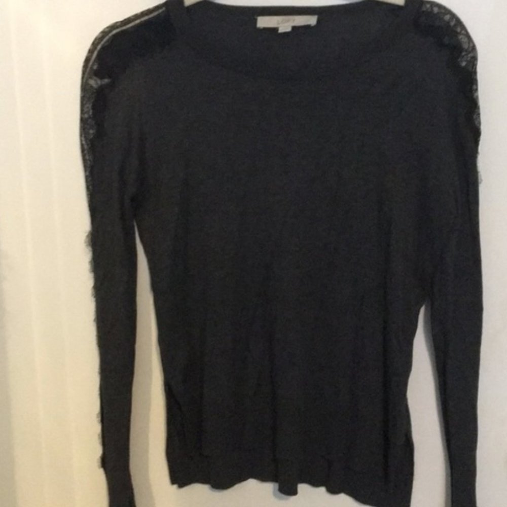 Loft lace sleeve sweater xs